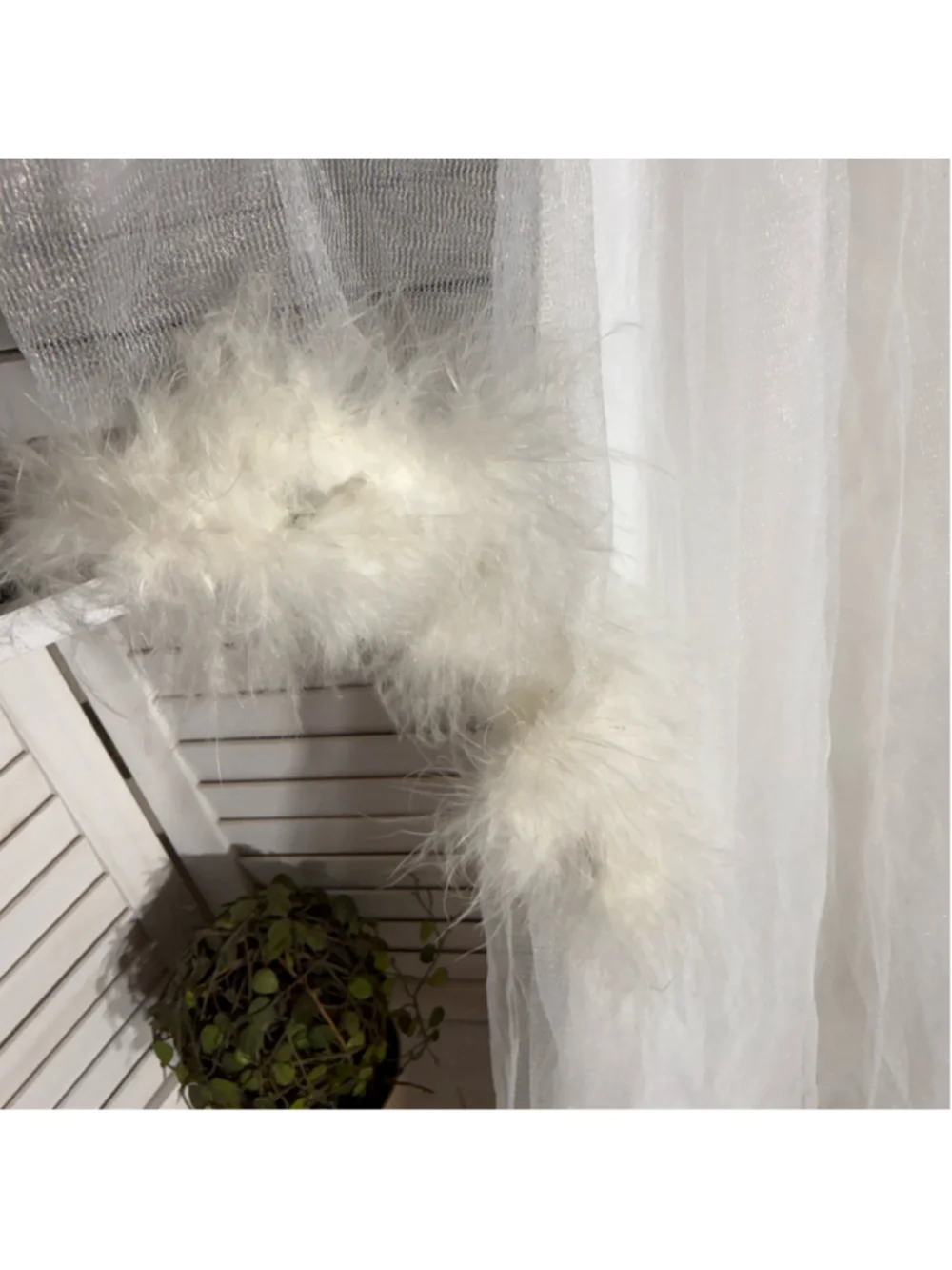 Feathered angel dress & wings Halloween costume white ivory lace feathers sz M